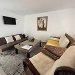 Mena By Trip2portugal בית נופש *